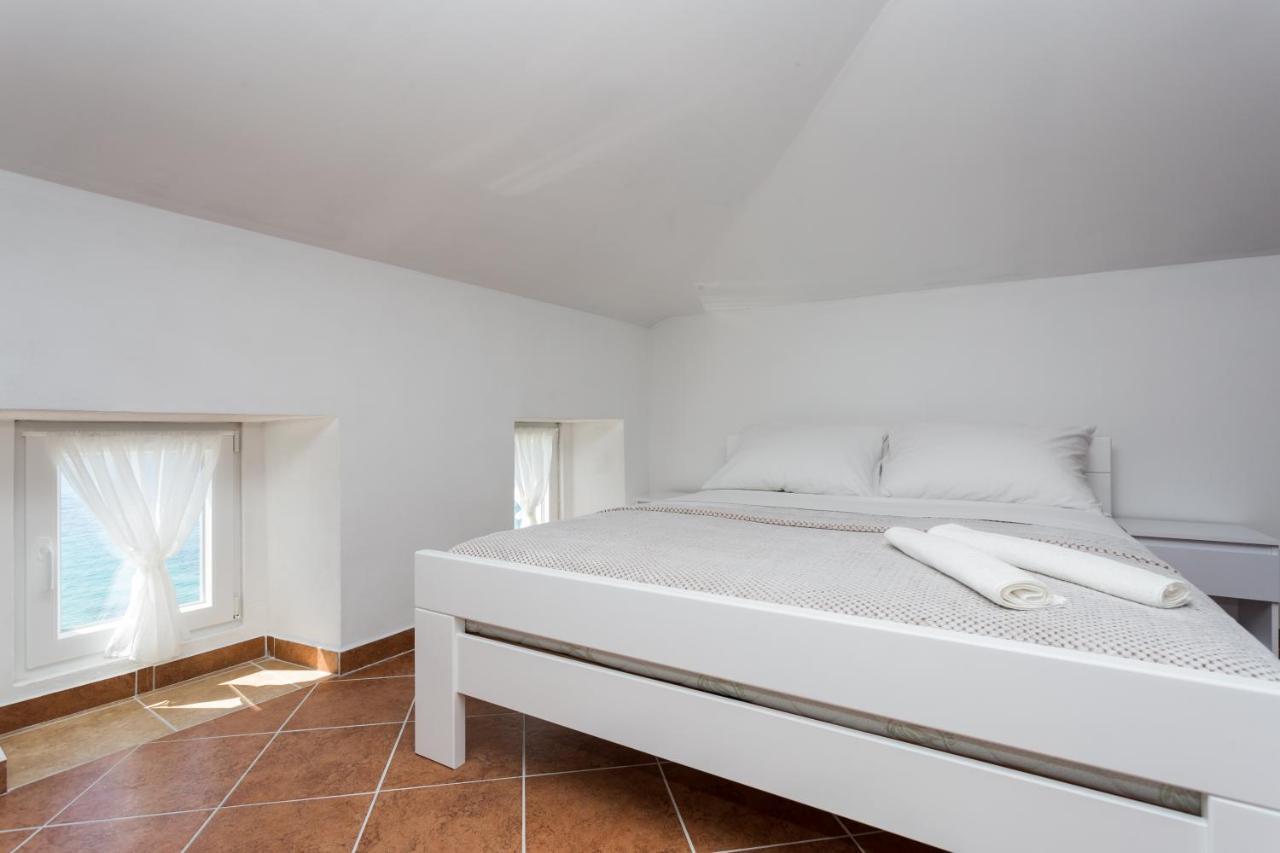 Apartmani Obala バスカ エクステリア 写真