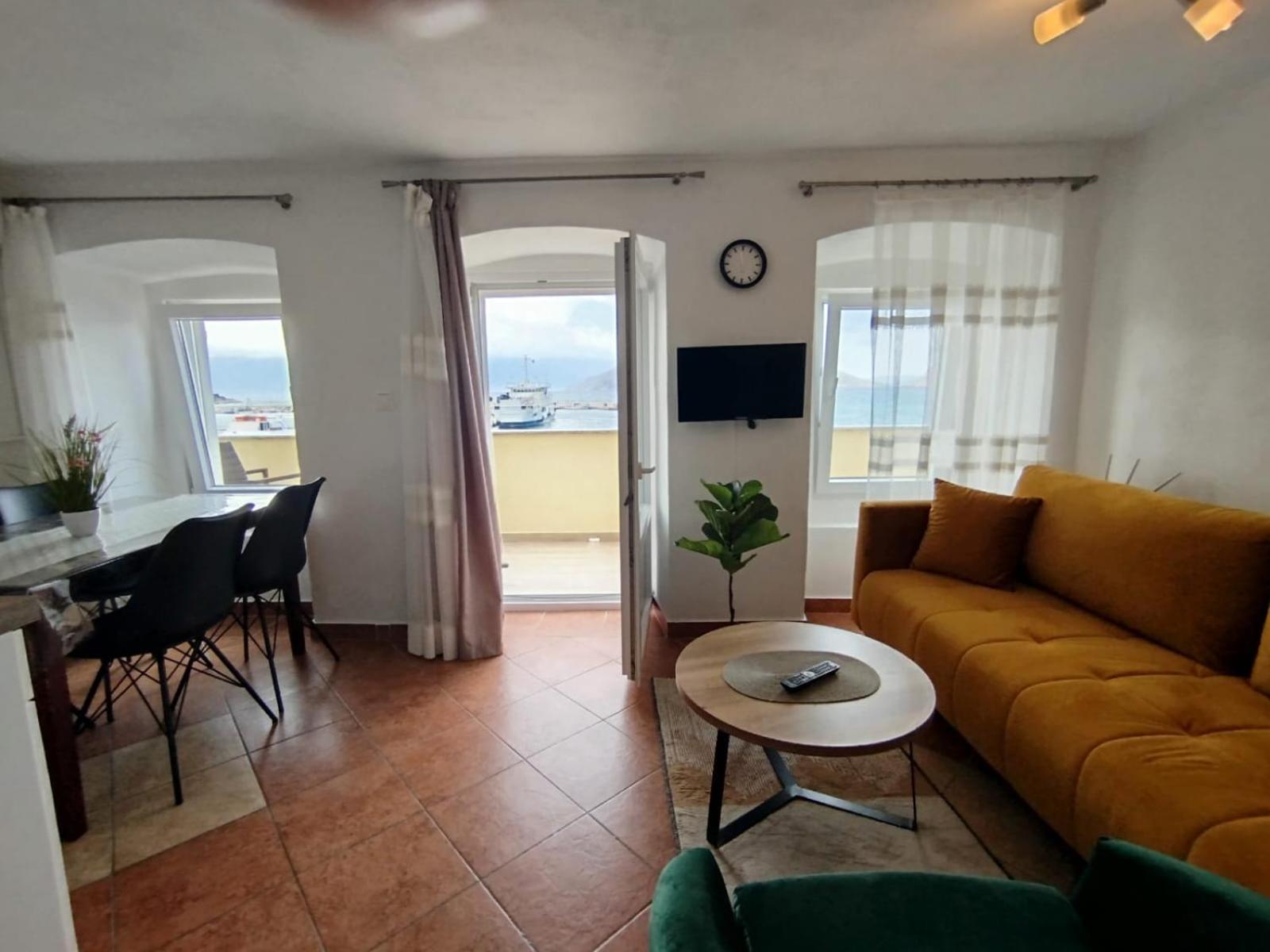 Apartmani Obala バスカ エクステリア 写真